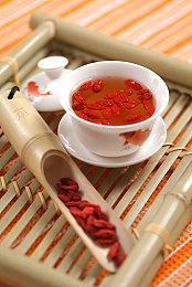 电竞世界杯：《彩虹六号：围攻》总奖金200万美元